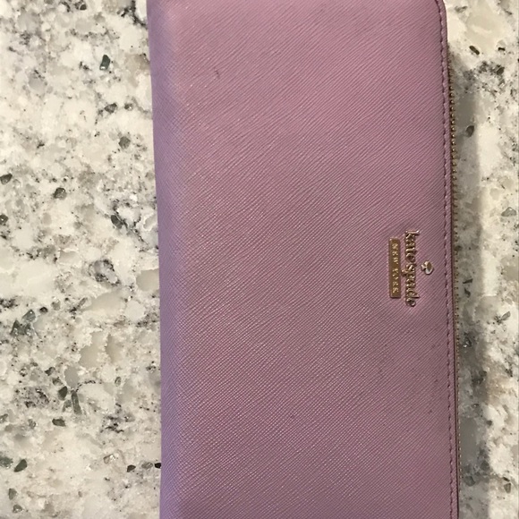 Purple wallet from Kate spade - Picture 1 of 8